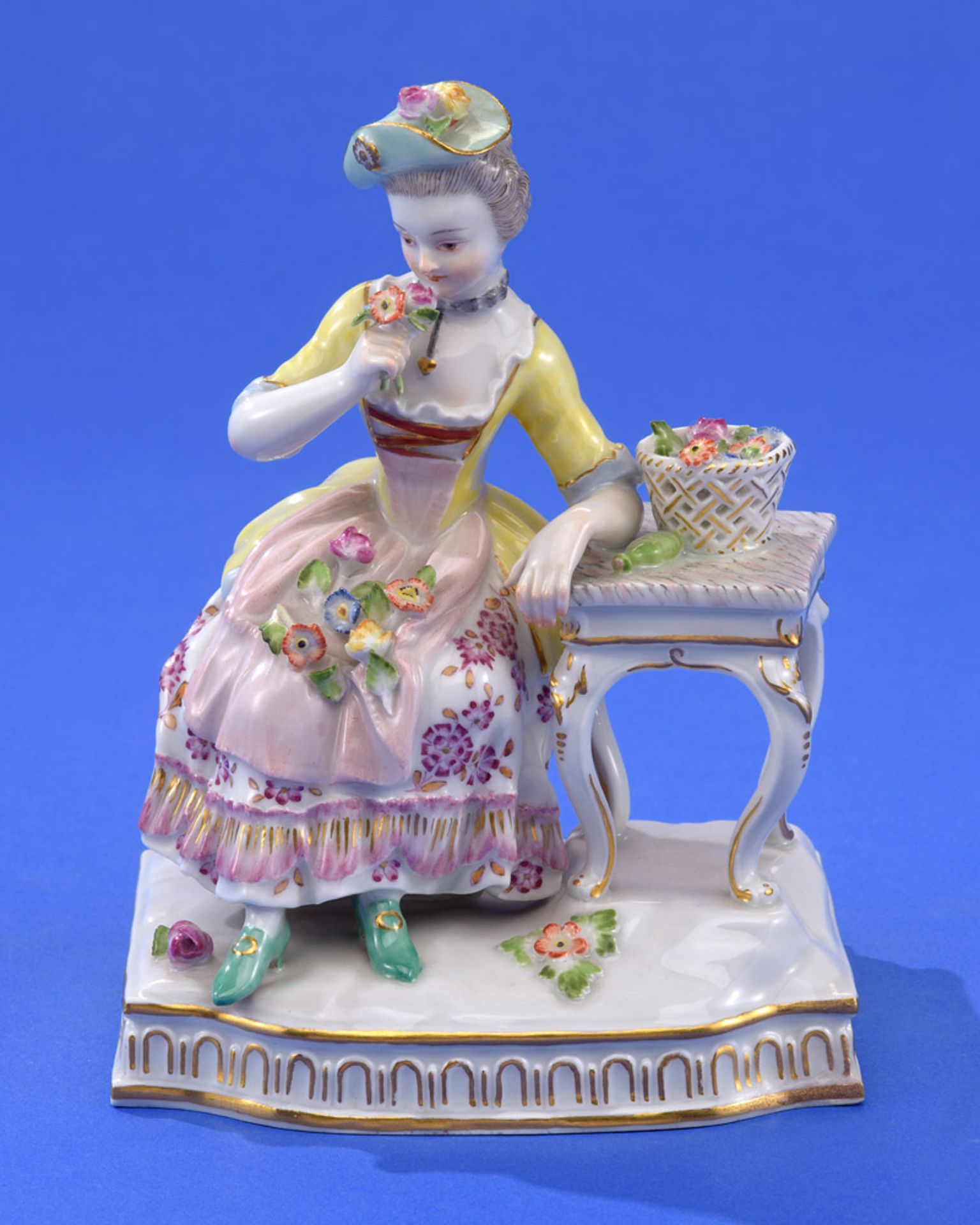 Meissen-Rokokomädchen