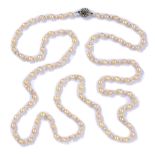 Perlenkette 585-Weißgoldschließe, L 118 cm.
