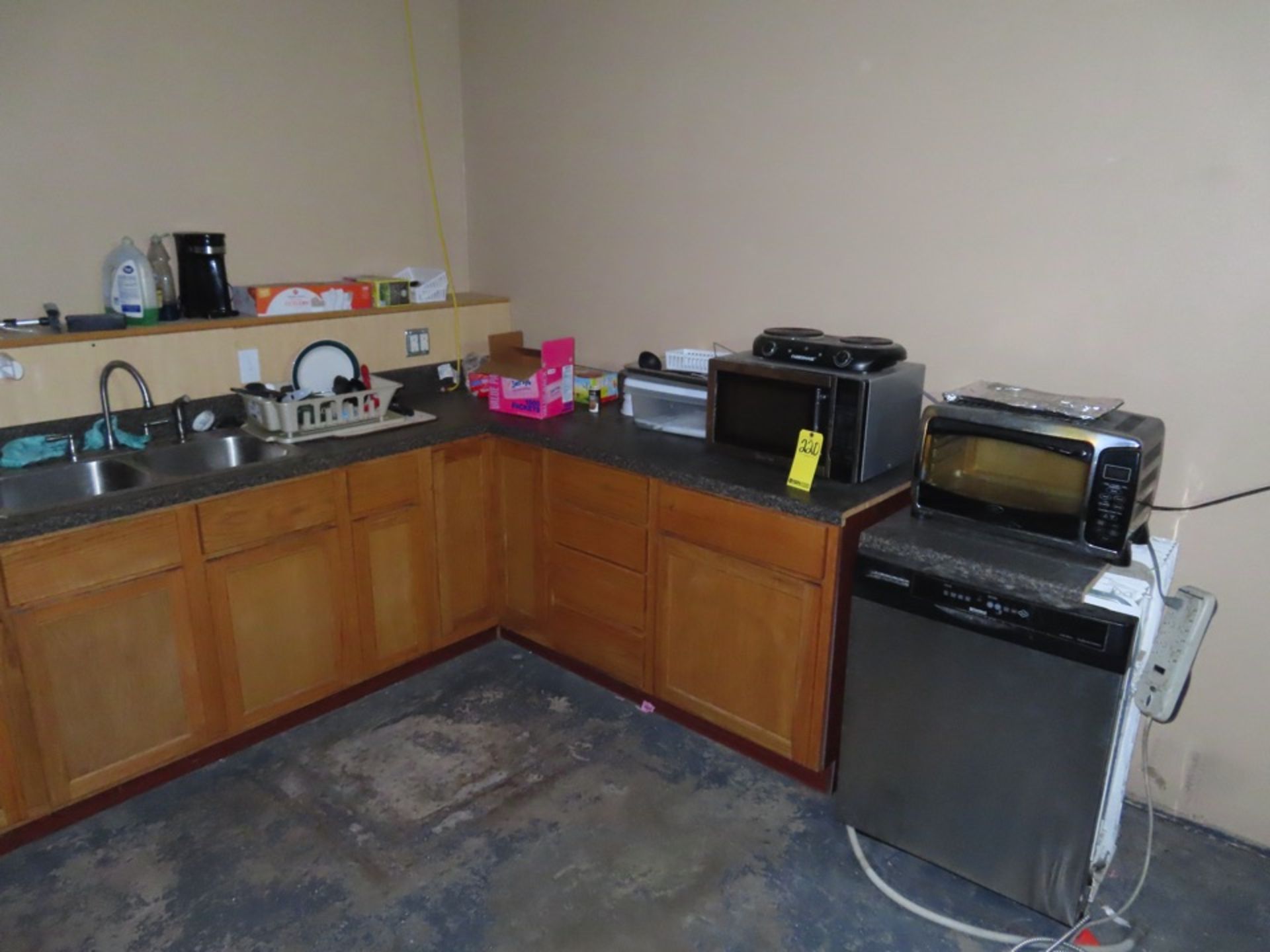 CONTENTS OF KITCHEN AREA