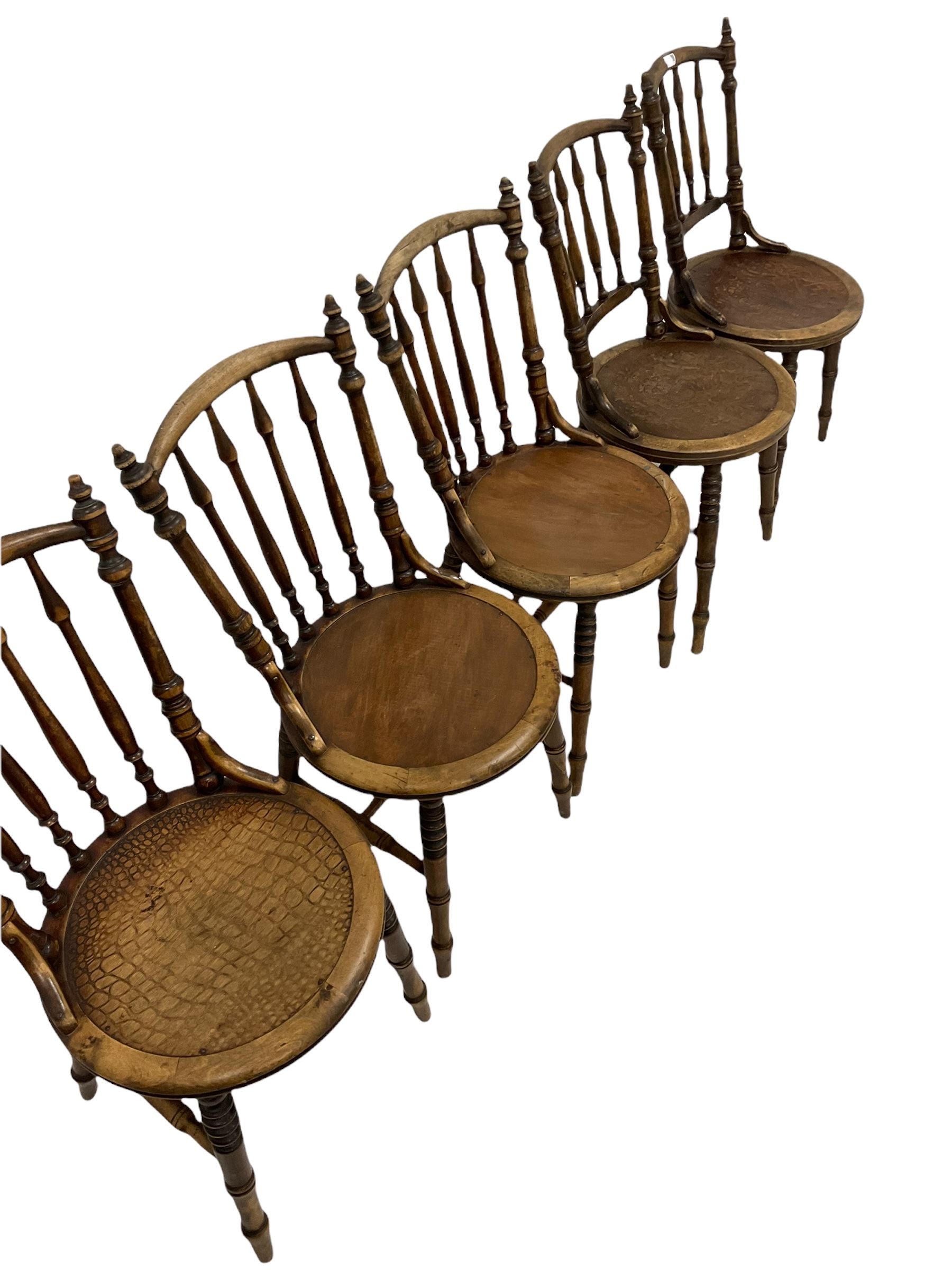 Pair of bentwood chairs - Image 2 of 2