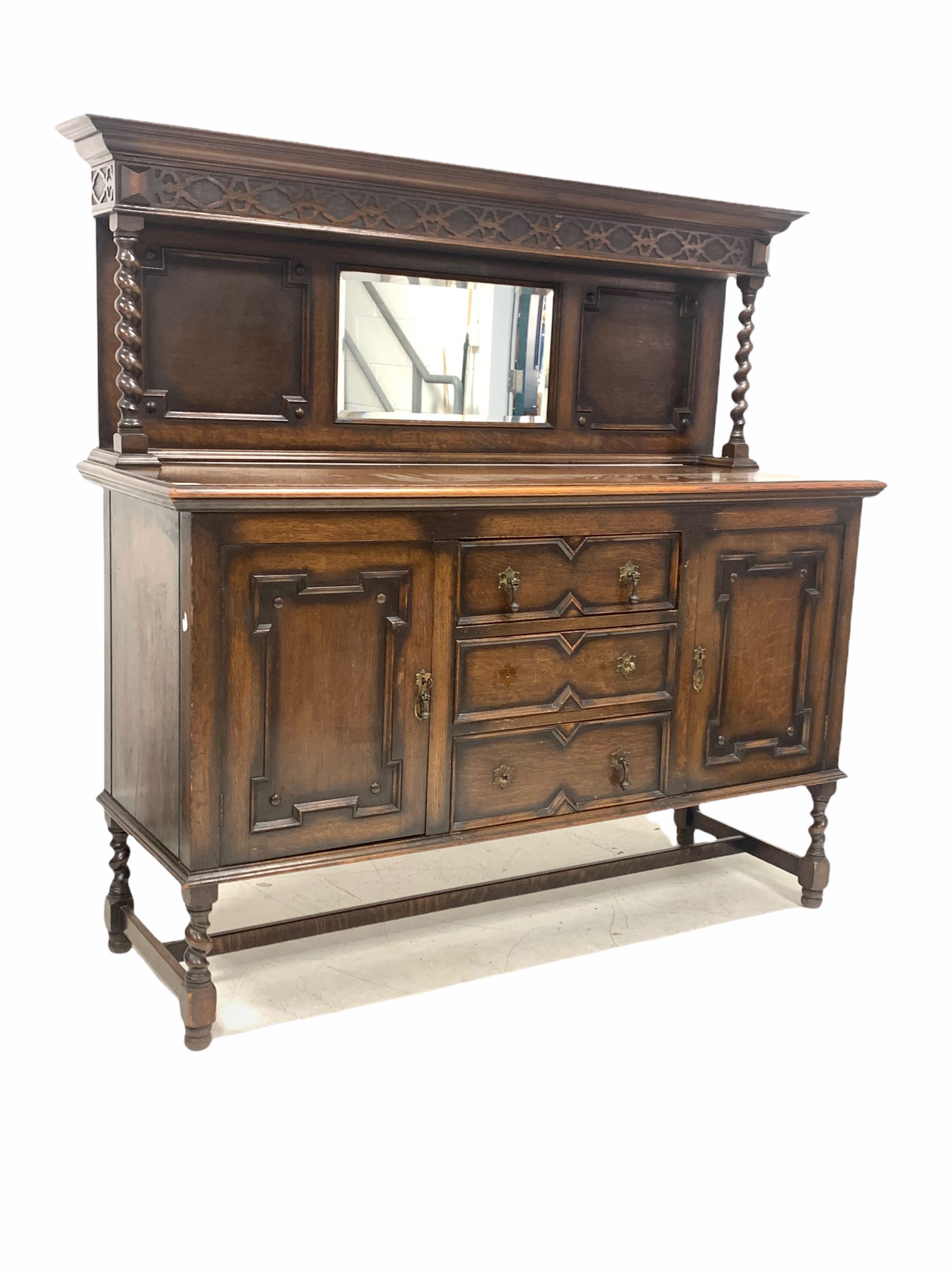 Early 20th century oak sideboard