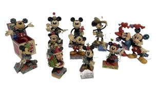 Disney Traditions 'Showcase Collection' Mickey & Minnie Mouse figures