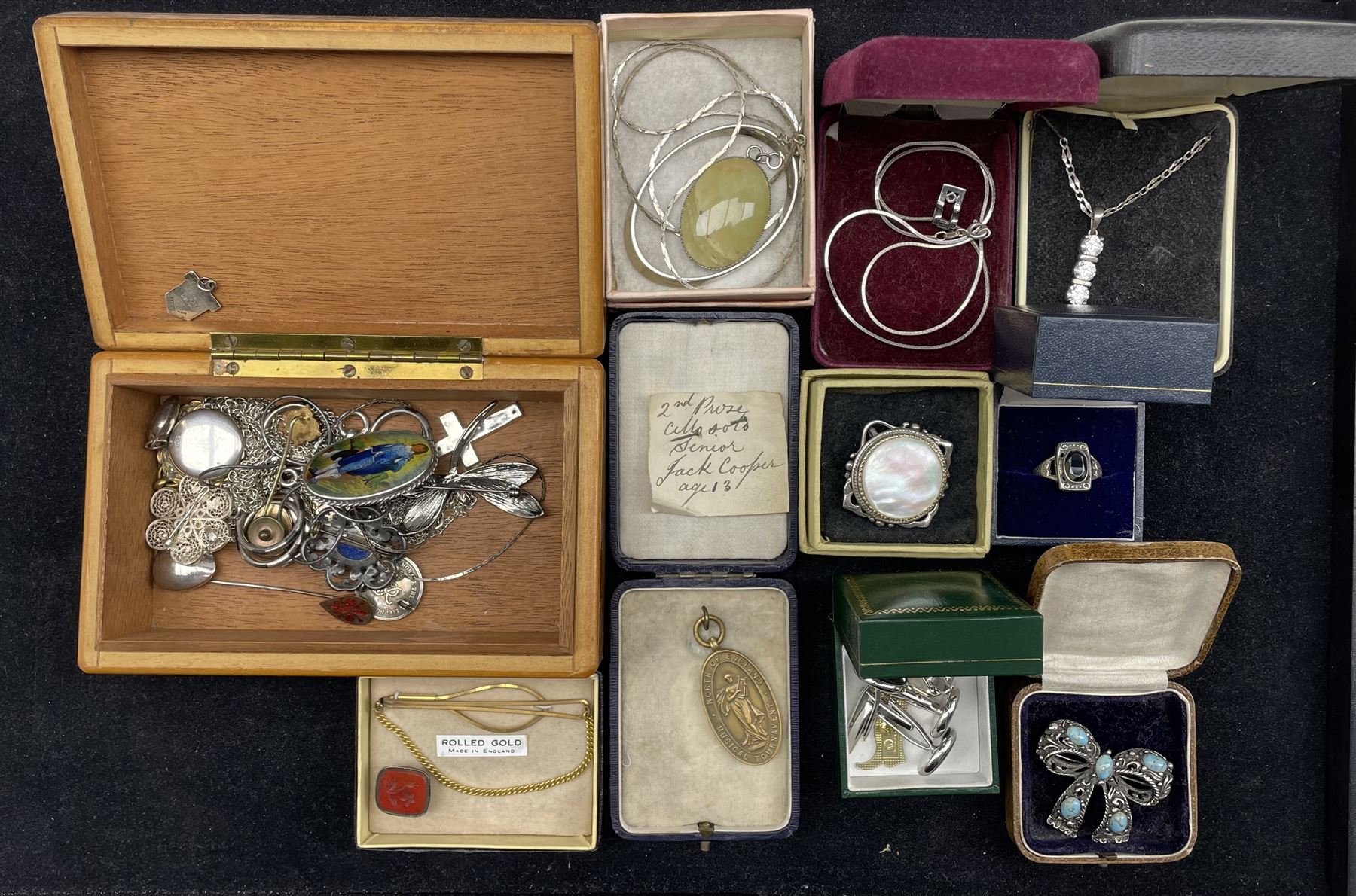 Silver jewellery and collectables including a Dublin enamel charm