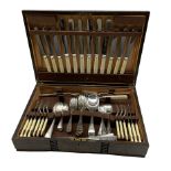 1930's/ 40's canteen of silver-plated cutlery in oak case