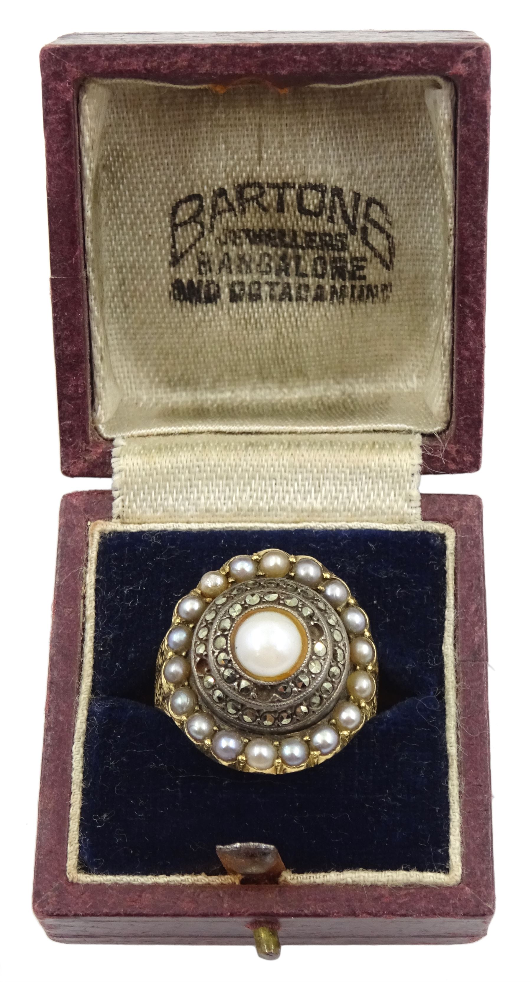 14ct gold split pearl circular mourning ring - Image 5 of 5