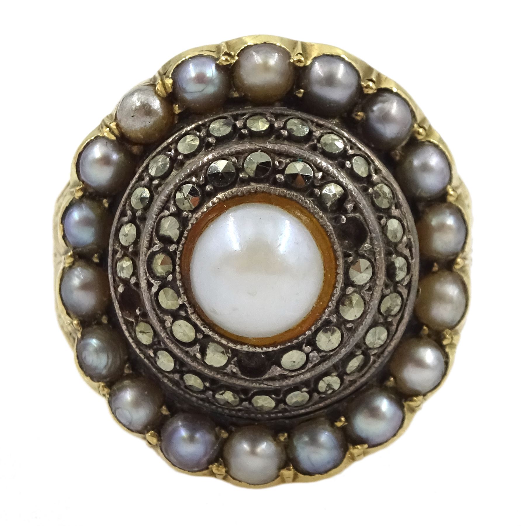 14ct gold split pearl circular mourning ring