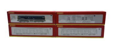 Hornby '00' gauge R2413A AIA-AIA Diesel Electric Class 31 locomotive '31174'