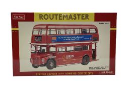 Sun Star Routemaster limited edition 1:24 scale bus 2914: RM 2217 - CUV 217C The Last Routemaster