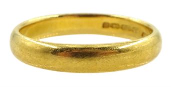 Early 20th century 22ct gold wedding band