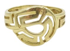 14ct gold openwork key design ring