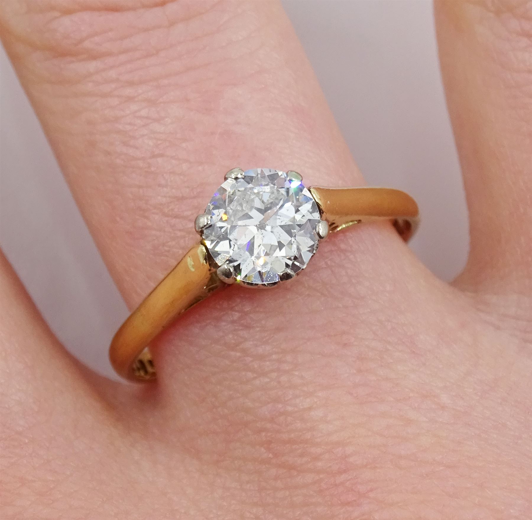Single stone round diamond ring - Image 2 of 4