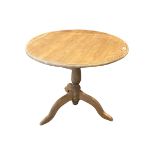 Pine tilt top table W75cm