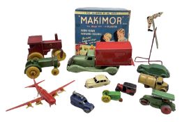 0717 Toys hard rubber saloon car