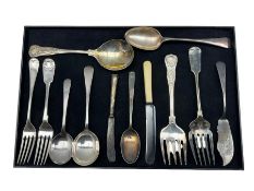 Quantity of assorted plated cutlery in various designs