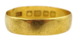 Early 20th century 22ct gold wedding band