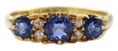 Edwardian 18ct gold three stone sapphire ring