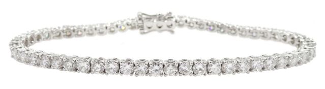 18ct white gold round brilliant cut diamond line bracelet