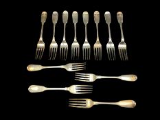 Set of six William IV silver fiddle pattern dessert forks London 1837 Maker Charles Shipway and six