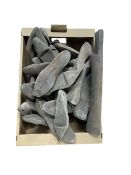 Quantity of cobblers wooden shoe lasts in one box
