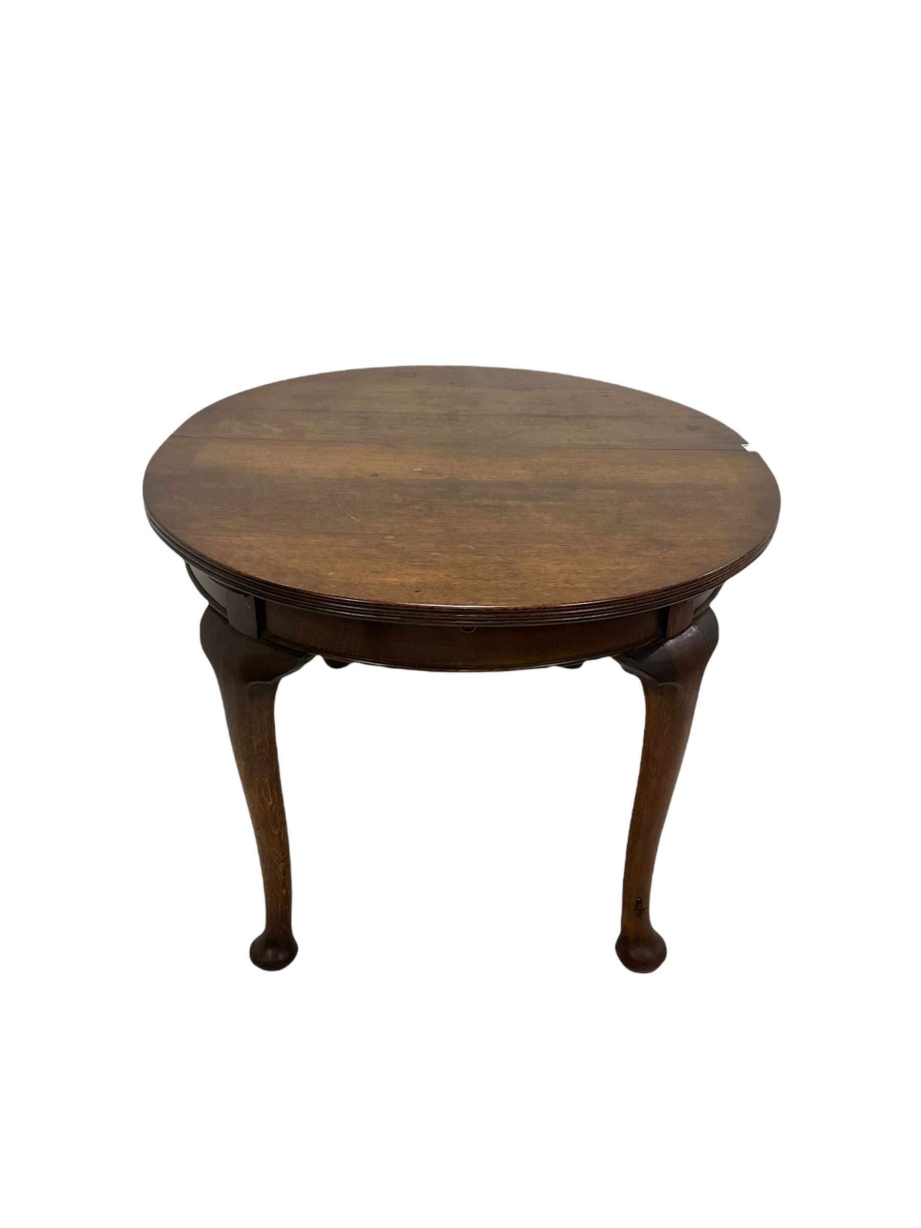Early 20th century oak extending table - Image 2 of 6