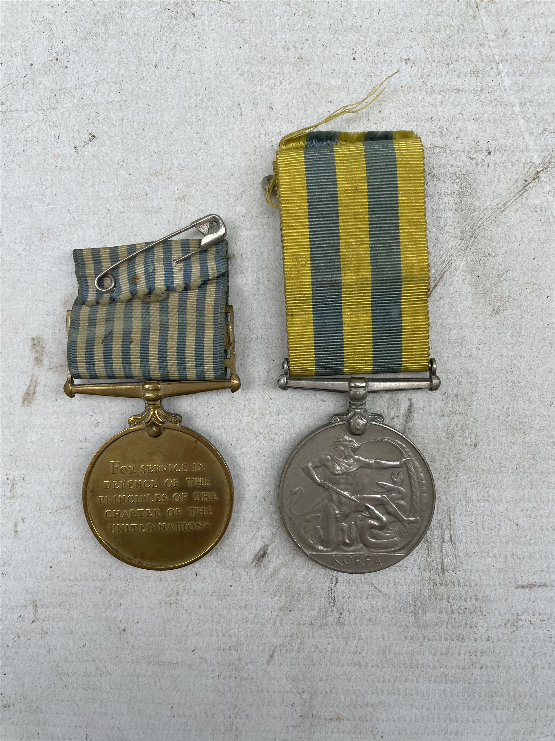 Pair of Korean War service medals to Rifleman R Burrow - Image 2 of 2