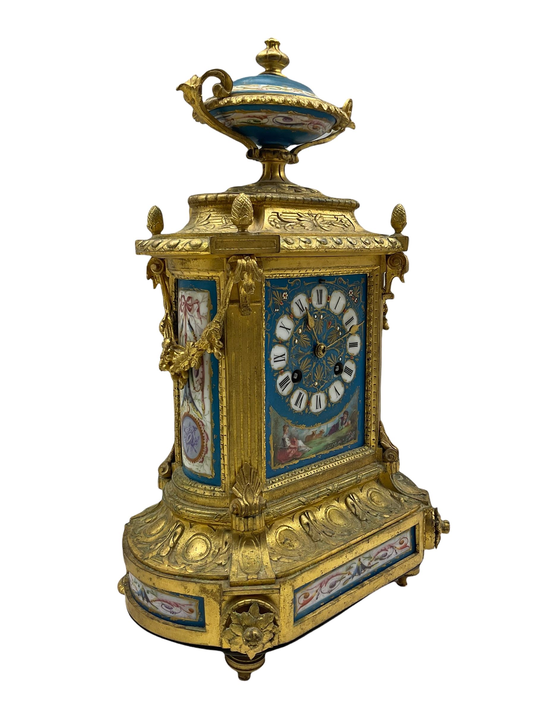 Gilt and porcelain mounted mantle clock - Image 2 of 6