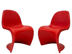 Verner Panton for Vitra - pair 'Panton' chairs in red