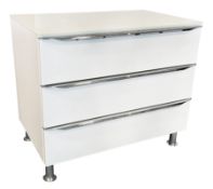 Hülsta Metis Plus - white gloss, opaque glass and polished metal three drawer chest