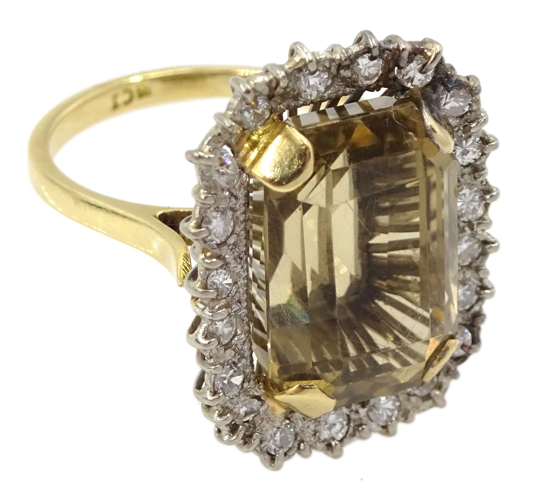 Gold smoky quartz diamond cluster ring - Image 3 of 4