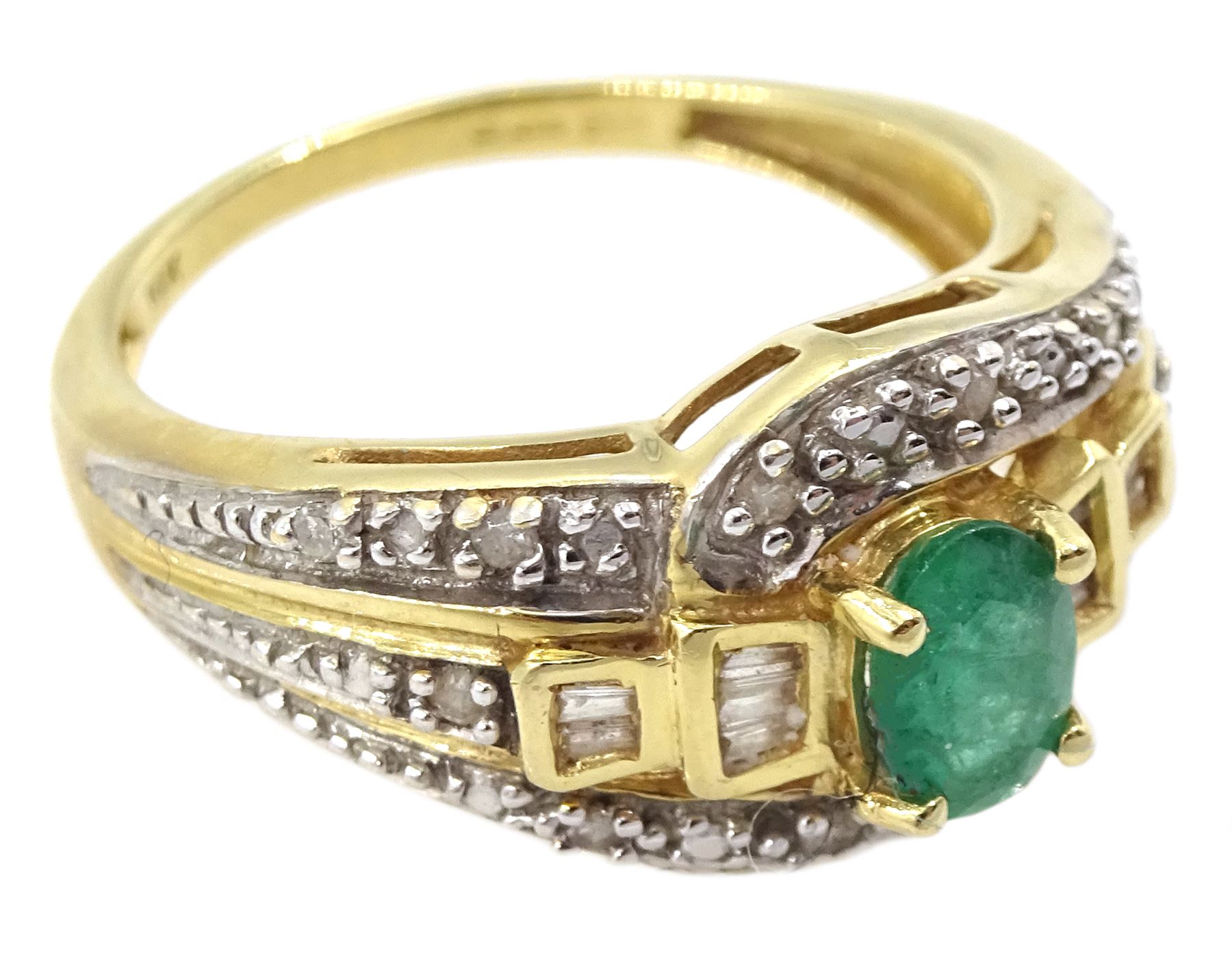 14ct gold oval cut emerald - Image 3 of 4