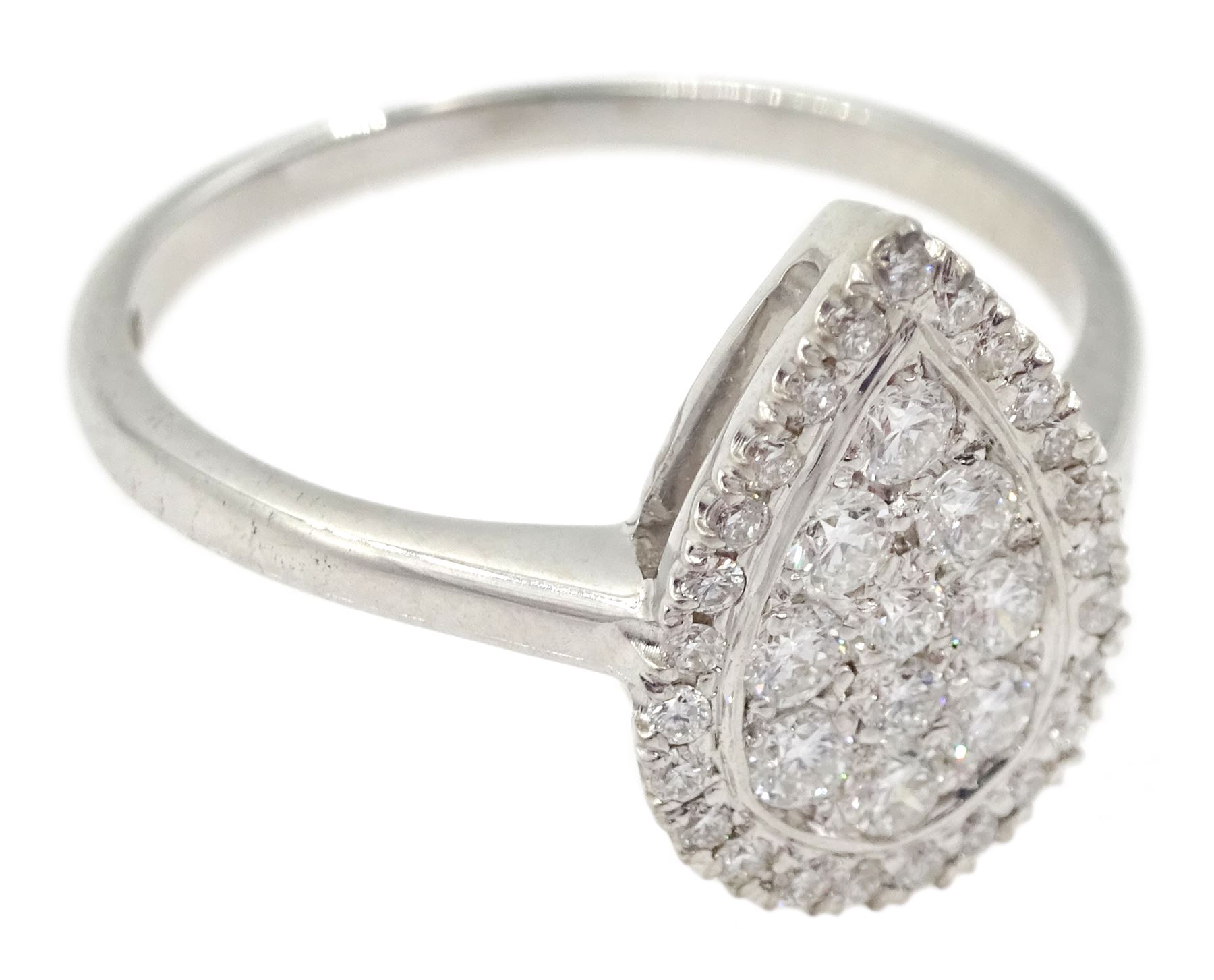 18ct white gold pave set diamond pear shaped ring - Image 3 of 4