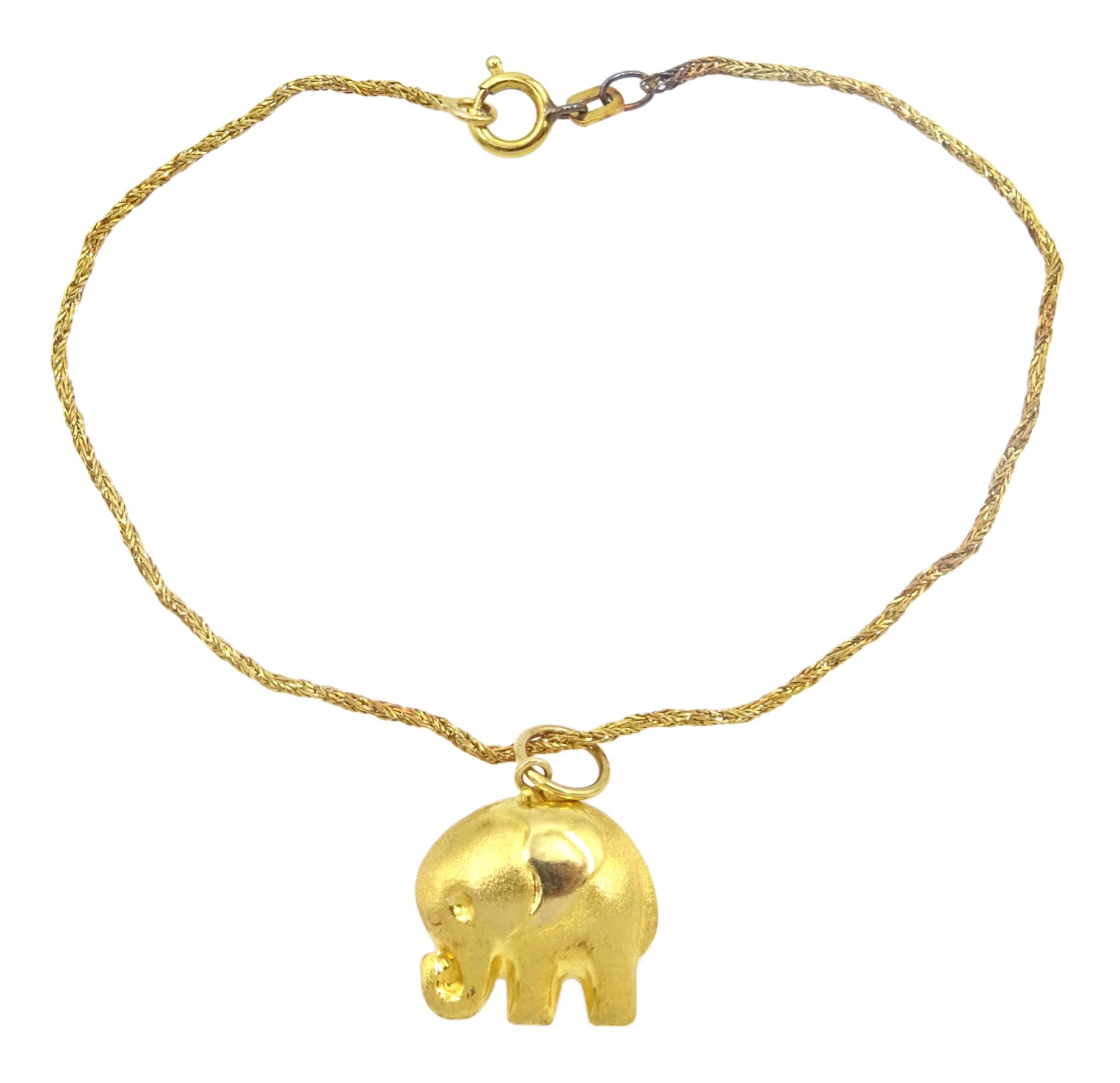 Gold elephant pendant/charm