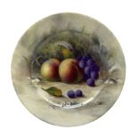 20th century cabinet plate hand-painted with a still life of fruit