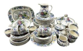 Masons Strathmore pattern dinner and tea service comprising ten dinner plates