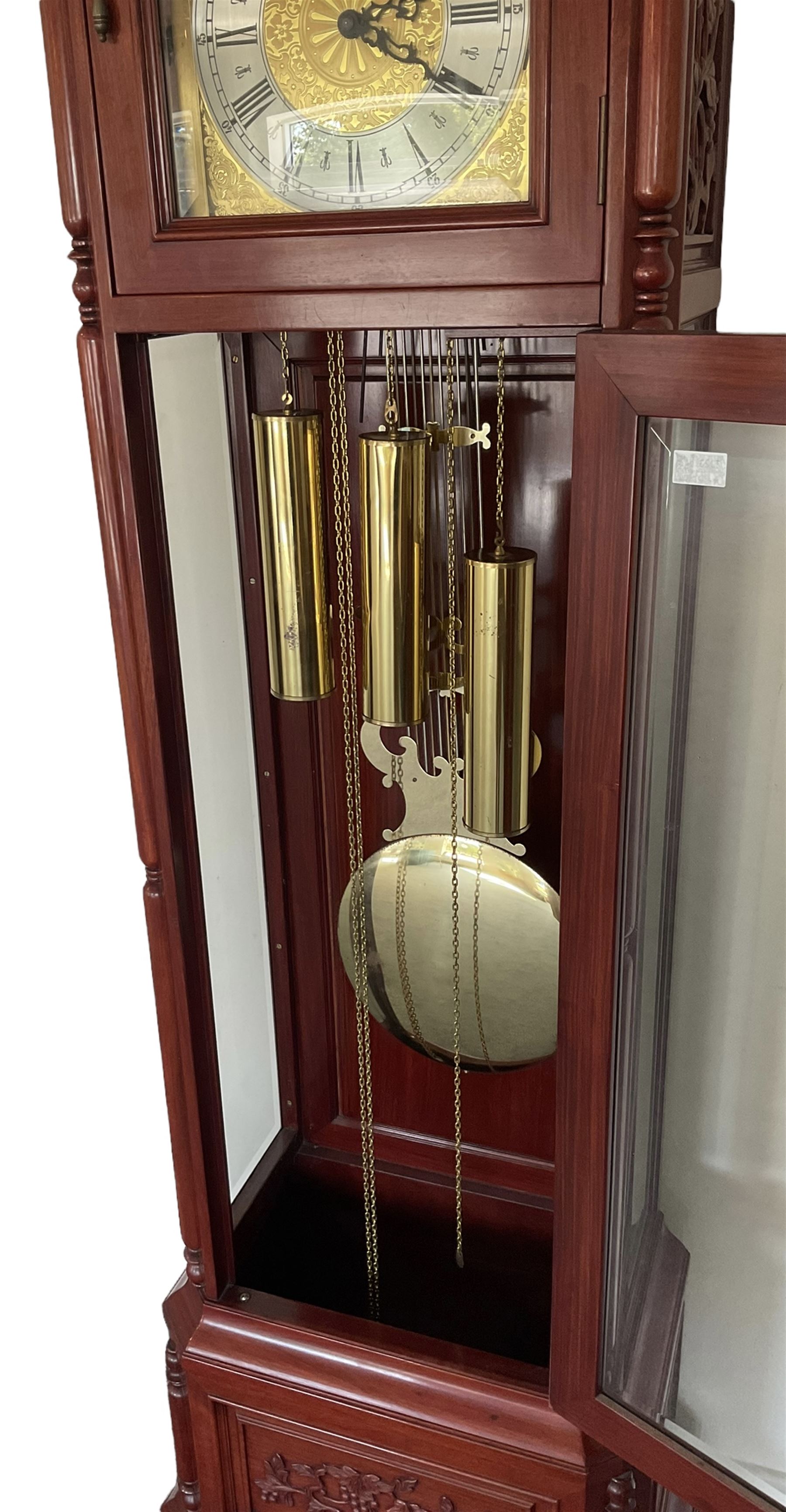 An impressive 20th century longcase clock in a mahogany case with an arched pediment - Image 4 of 4