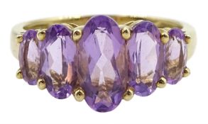 9ct gold five stone graduating oval amethyst ring