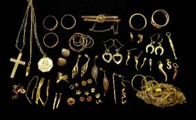 Collection of 9ct gold jewellery and jewellery oddments