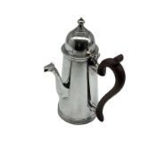 Silver side pouring chocolate pot with domed cover and stained wooden handle H16cm Birmingham 1927 9