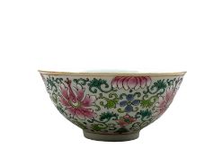 19th century Chinese porcelain Famille Rose bowl