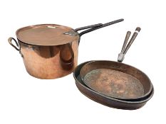 Large Victorian copper pan with wrought iron handle and lid