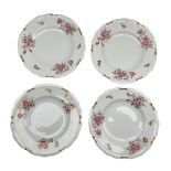 Set of four Royal Crown Derby 'Pinxton Roses' pattern plates