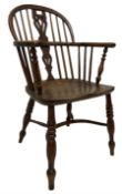 Early 19th century yew and oak Windsor armchair
