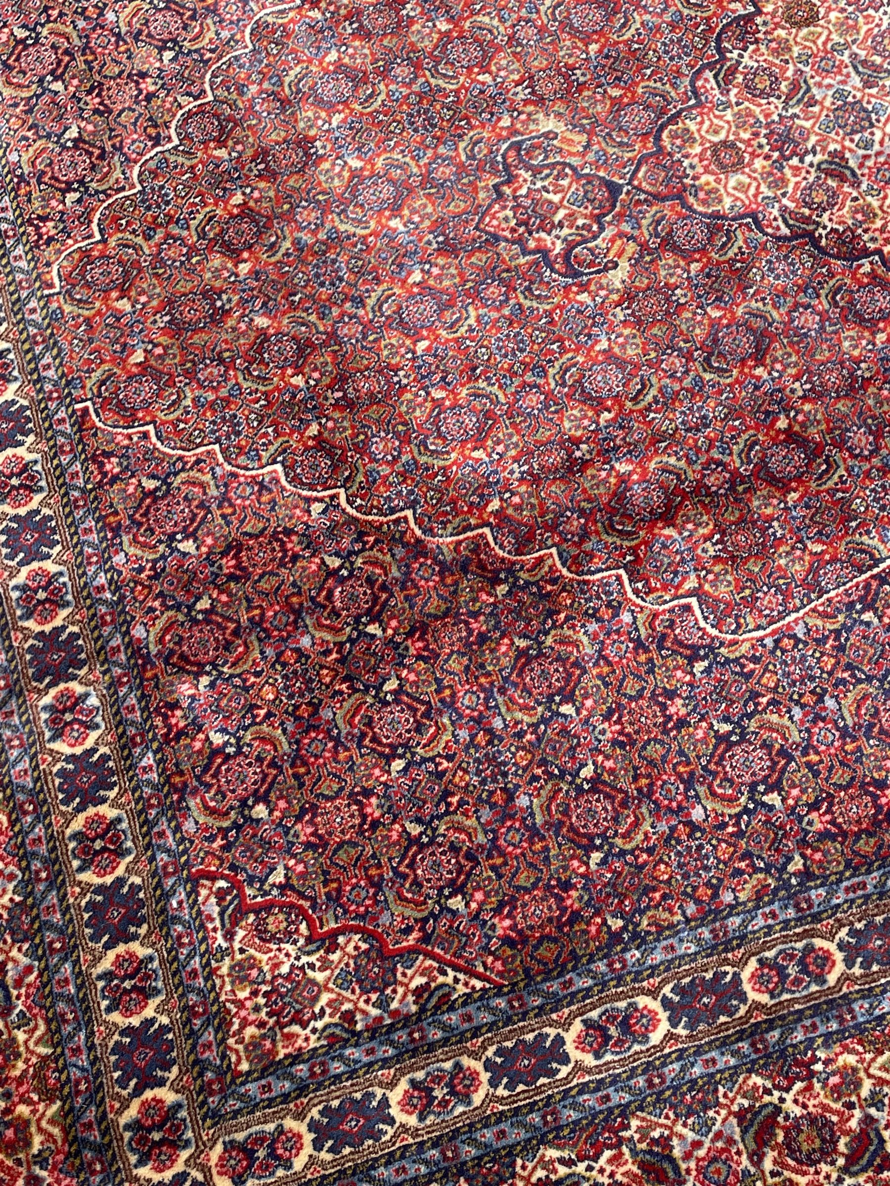 Fine Persian Bijar rug - Image 9 of 10