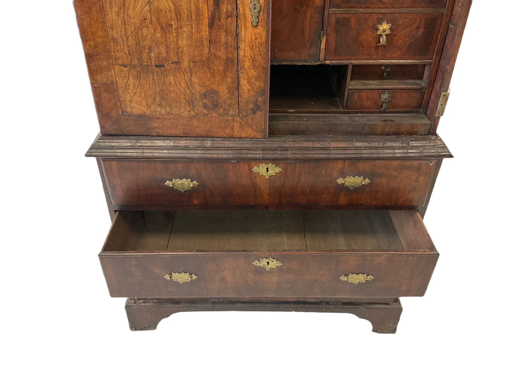 William and Mary walnut escritoire with single cushion front drawer - Image 10 of 12