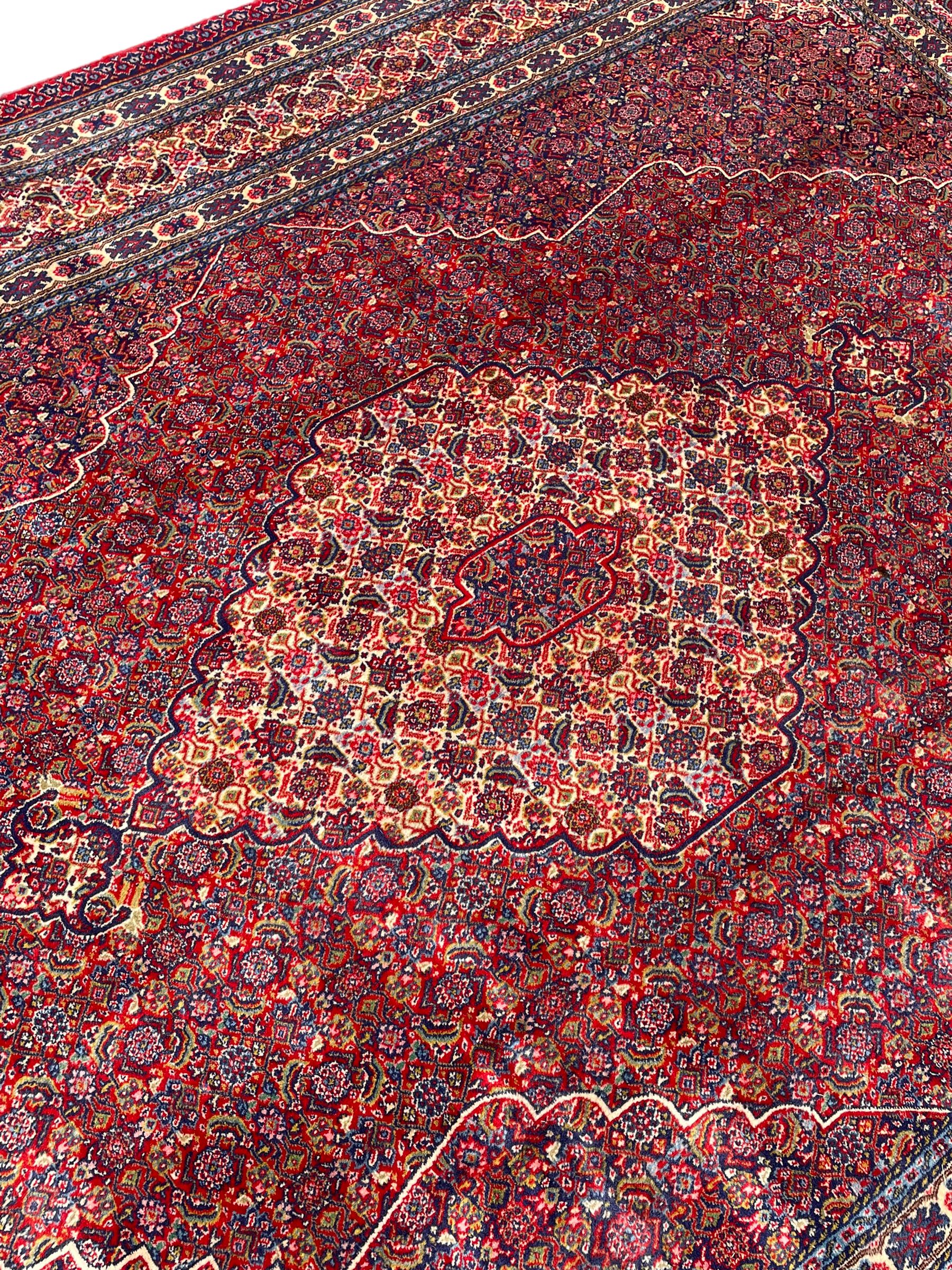 Fine Persian Bijar rug - Image 4 of 10