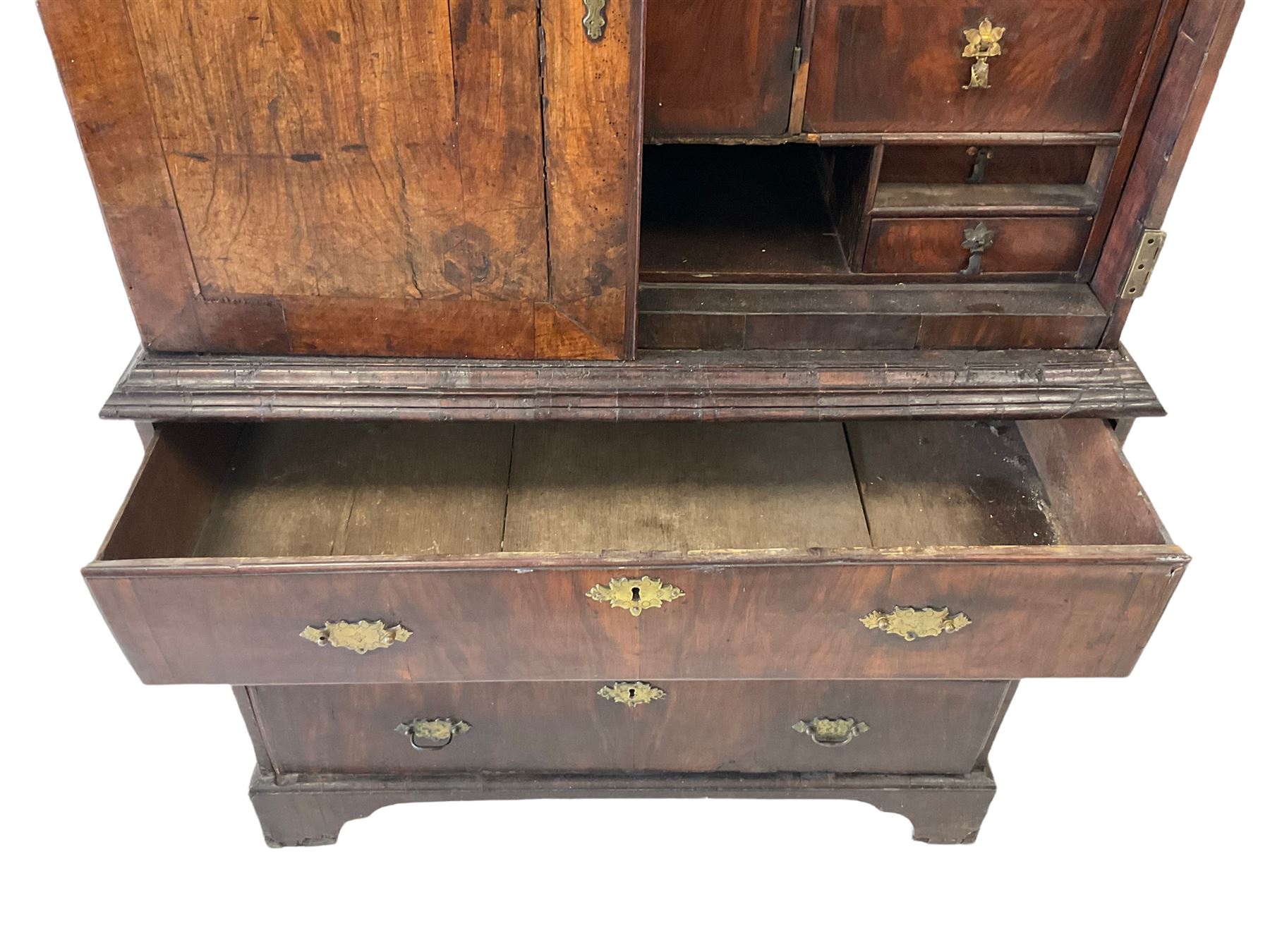 William and Mary walnut escritoire with single cushion front drawer - Image 9 of 12
