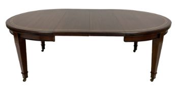 Edwardian inlaid mahogany telescopic extending dining table