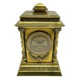 Brass cased eight-day French mantle clock c 1910