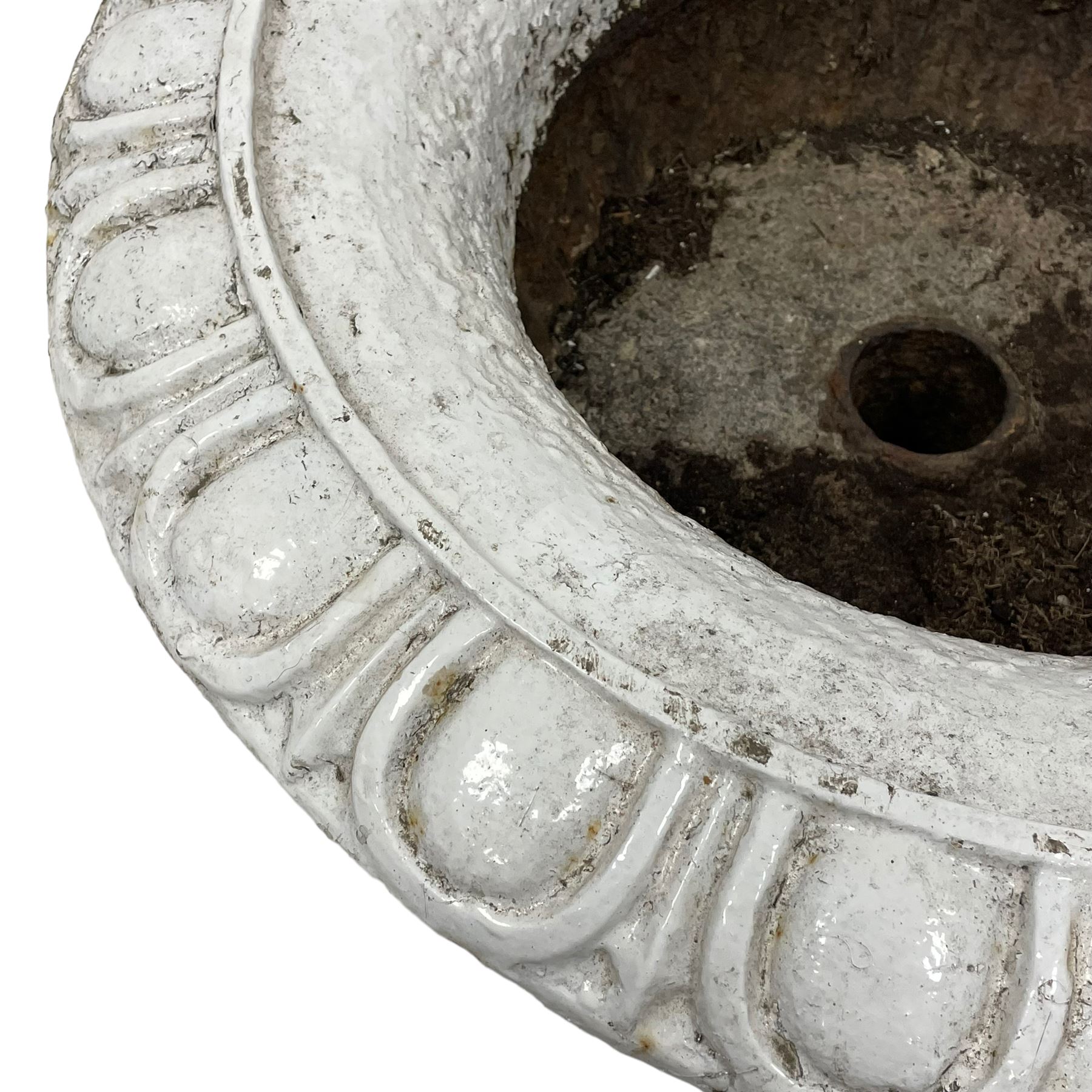 White painted cast iron bowl shaped urn - Image 3 of 5