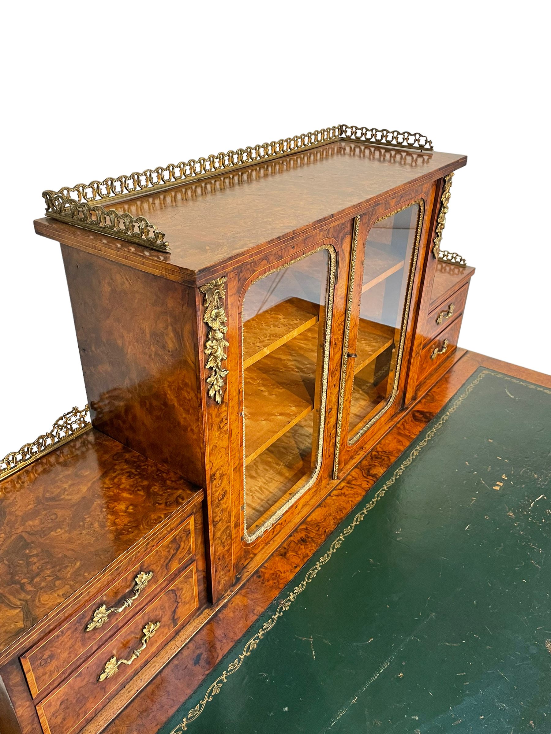 19th century figured walnut lady's writing desk or Bonheur du Jour - Image 7 of 14